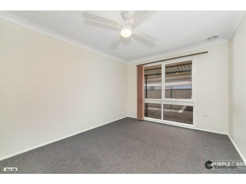 5 Michele Ave, Cambridge Park NSW 2747