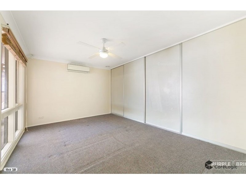 5 Michele Ave, Cambridge Park NSW 2747