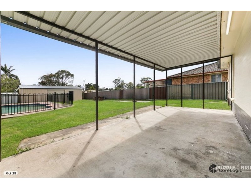5 Michele Ave, Cambridge Park NSW 2747