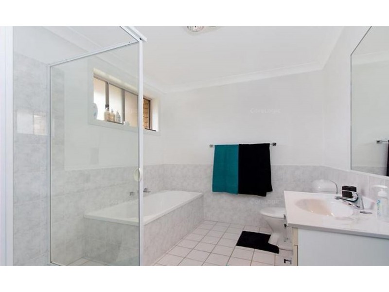 2/16 Lethbridge Street, Penrith NSW 2750