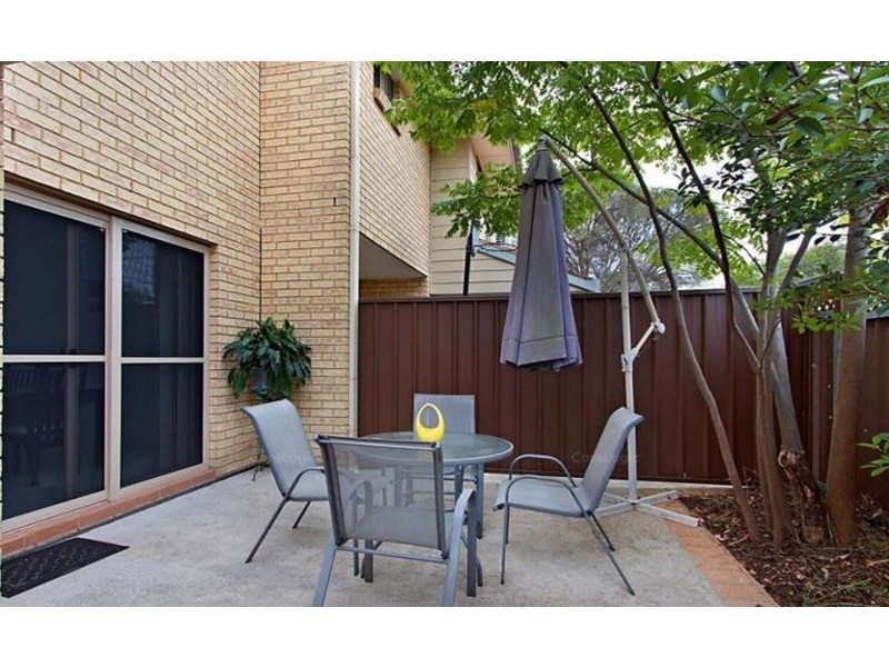 2/16 Lethbridge Street, Penrith NSW 2750