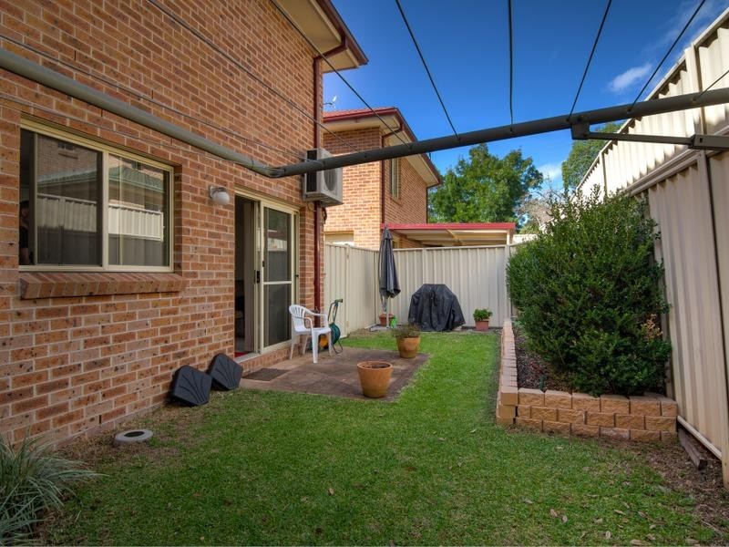 2/57 Stafford Street, Kingswood NSW 2747