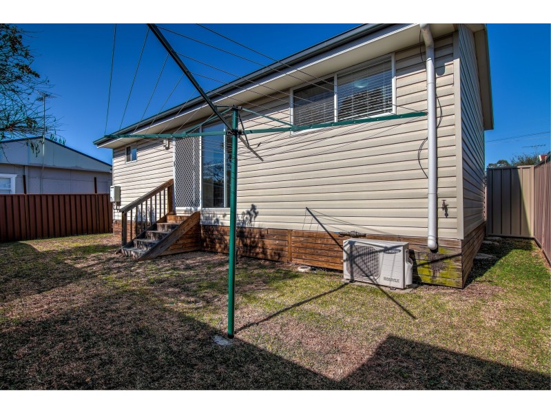 88A College Street, Cambridge Park NSW 2747