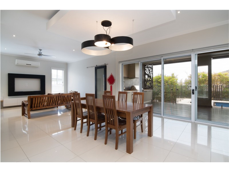 24 Highdale Terrace, Glenmore Park NSW 2745