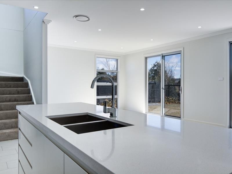 39 Aspect Crescent, Glenmore Park NSW 2745