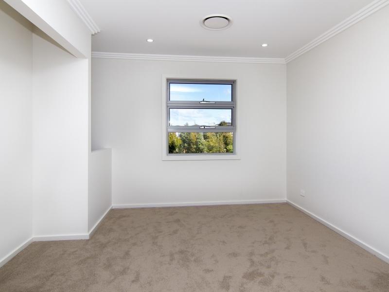 39 Aspect Crescent, Glenmore Park NSW 2745