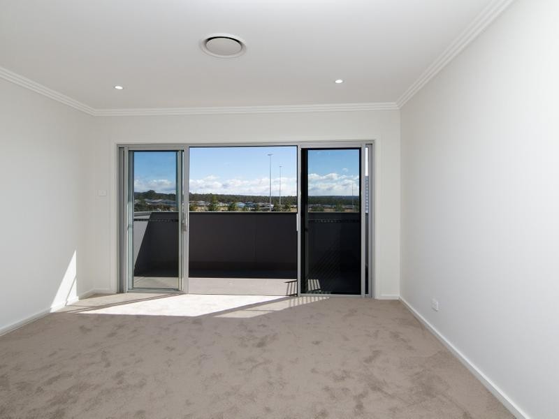 39 Aspect Crescent, Glenmore Park NSW 2745