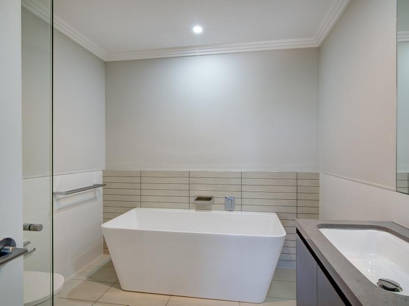 39 Aspect Crescent, Glenmore Park NSW 2745