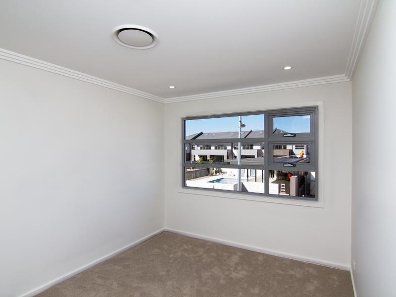 39 Aspect Crescent, Glenmore Park NSW 2745