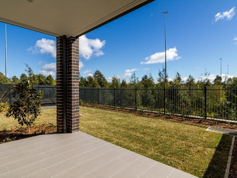 39 Aspect Crescent, Glenmore Park NSW 2745