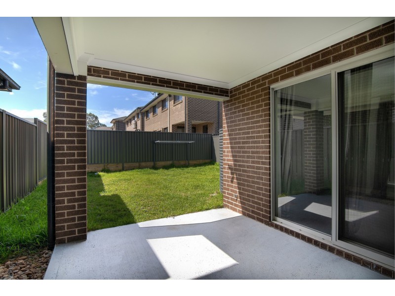 6 Major Tomkins Parade, Werrington Downs NSW 2747