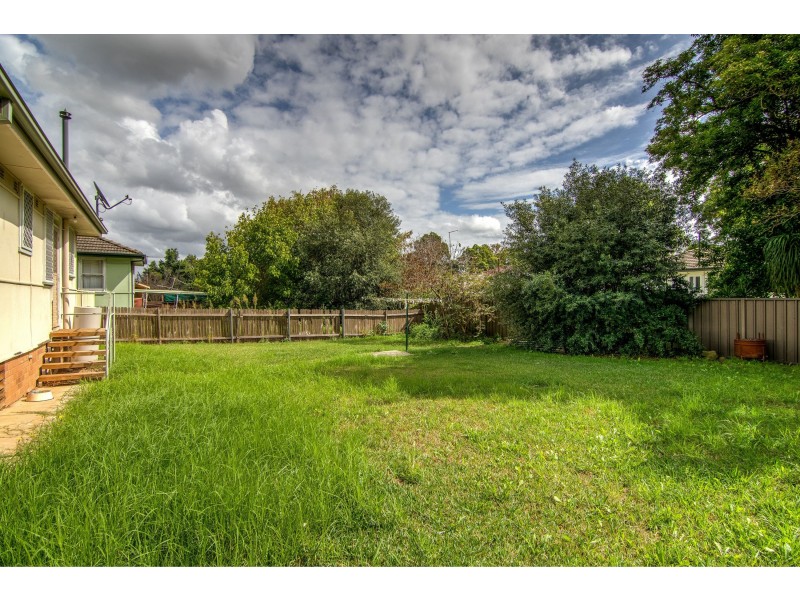 1 Fisher Avenue, South Penrith NSW 2750