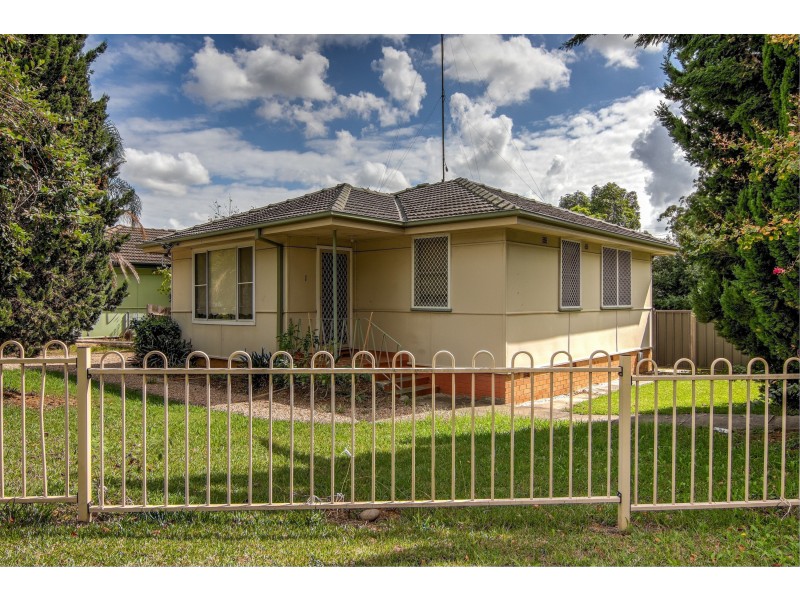 1 Fisher Avenue, South Penrith NSW 2750