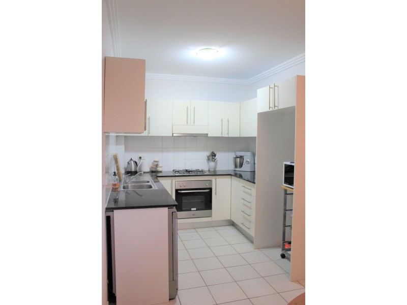 18/43-46 Rodgers Street, Kingswood NSW 2747