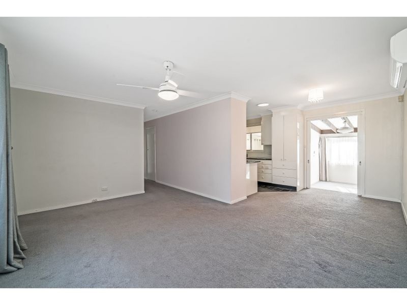 17 Harrow Road, Cambridge Park NSW 2747