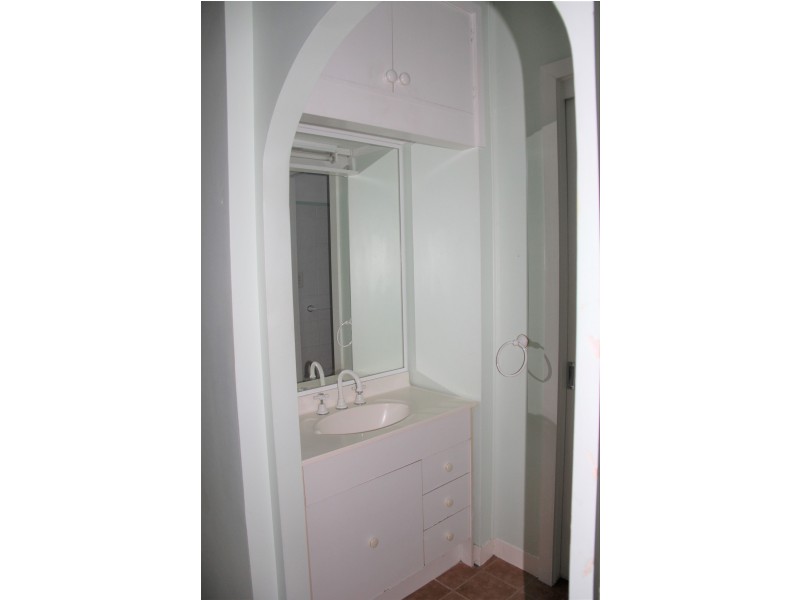 12 Craig Ave, Oxley Park NSW 2760