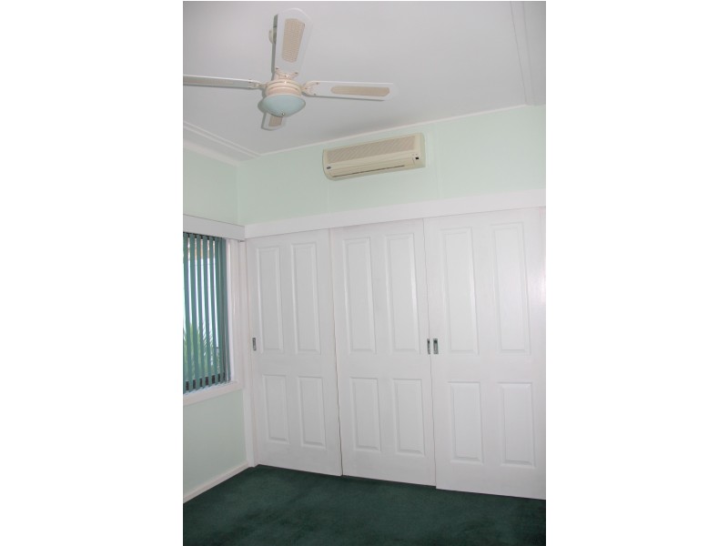 12 Craig Ave, Oxley Park NSW 2760