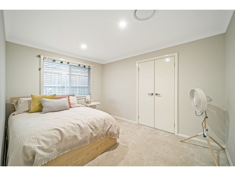 14 Riverflat DR, Glenmore Park NSW 2745