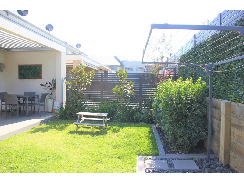 8 Aspect Crescent, Glenmore Park NSW 2745