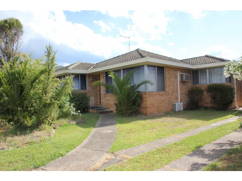 7 Haining Street, Cambridge Park NSW 2747