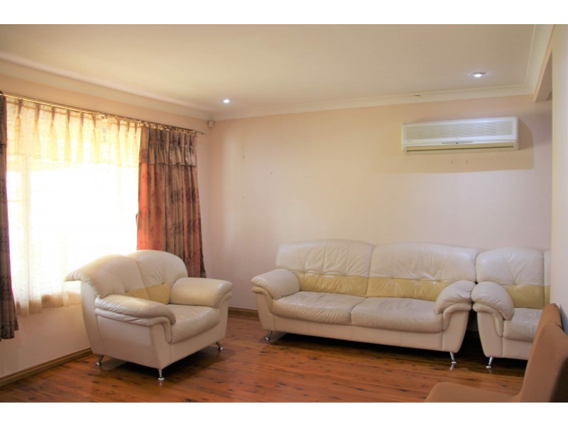 34 Gladys Street, Kingswood NSW 2747