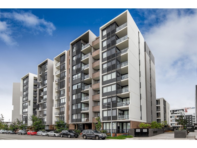 907/81A Lord Sheffield Circuit, Penrith NSW 2750