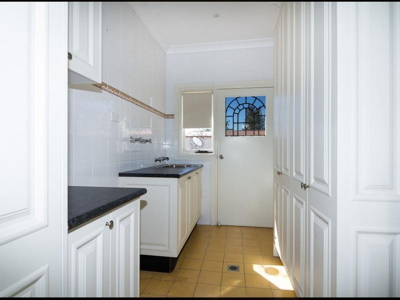 10 Bordeaux Pl, Orchard Hills NSW 2748