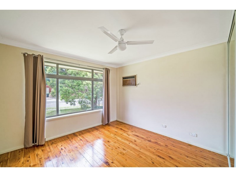 88 College St, Cambridge Park NSW 2747