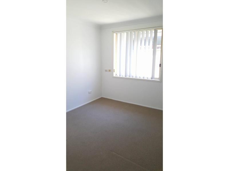 114 Sunflower Dr, Claremont Meadows NSW 2747