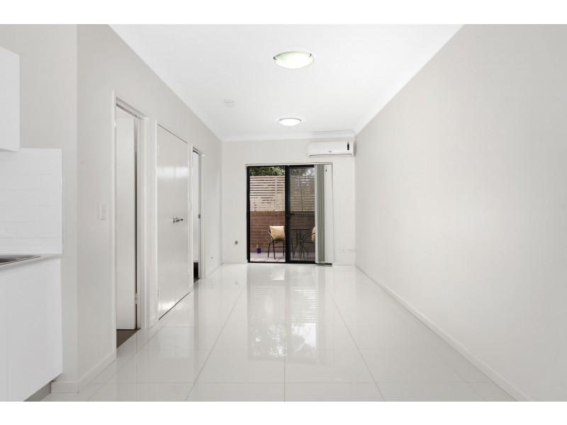 7/2 Glenmore Ridge Drive, Glenmore Park NSW 2745