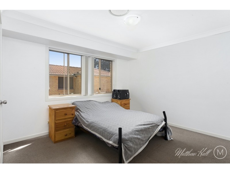 2/16 Lethbridge st, Penrith NSW 2750