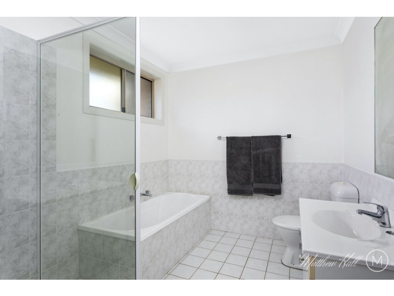 2/16 Lethbridge st, Penrith NSW 2750