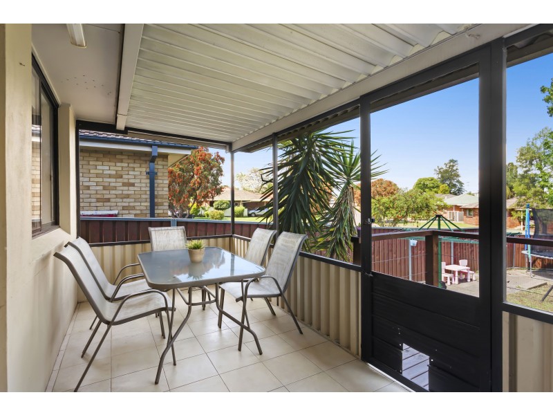 16 Little Street, Cambridge Park NSW 2747