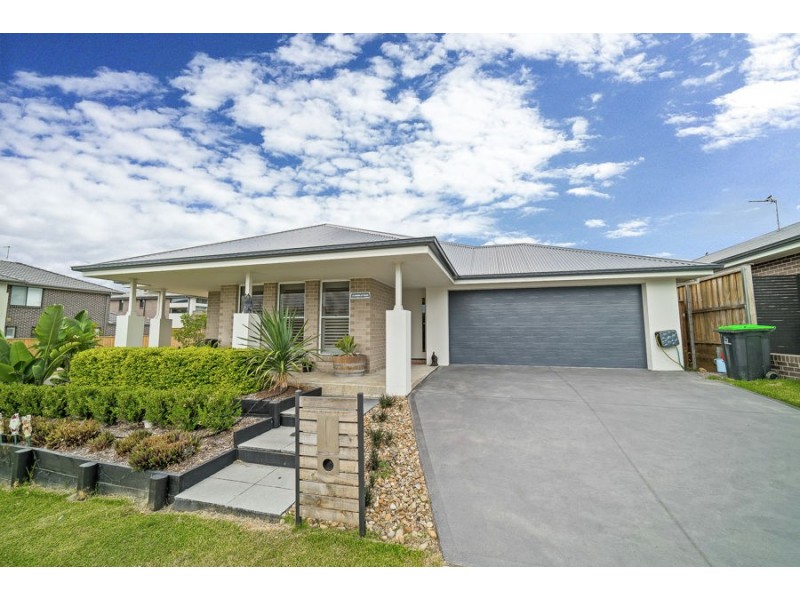 14 Riverflat Drive, Glenmore Park NSW 2745