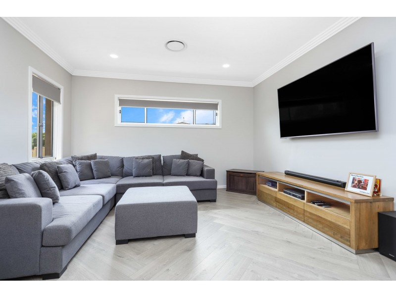 35 Dulhunty Court, Cranebrook NSW 2749