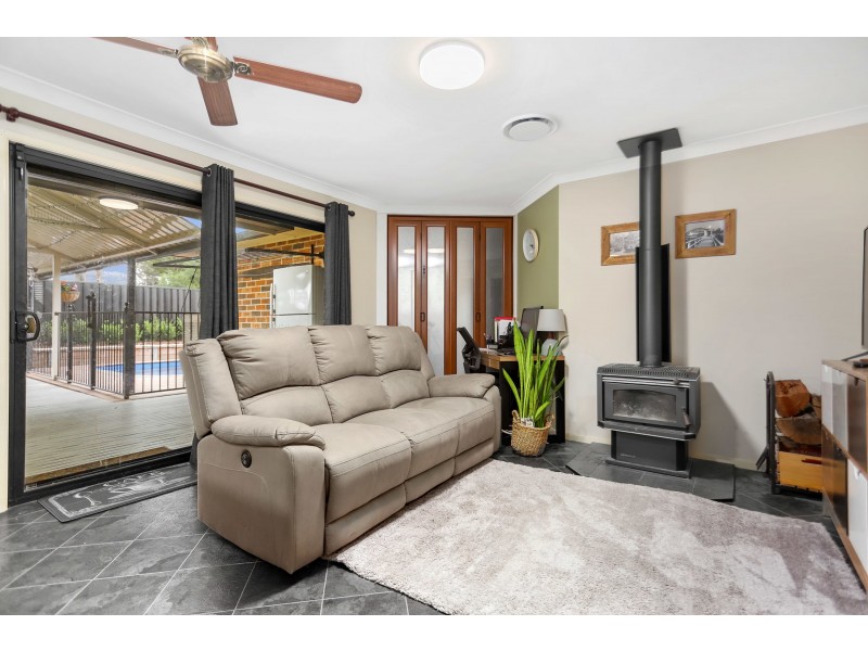 1 Citronelle Court, Cranebrook NSW 2749