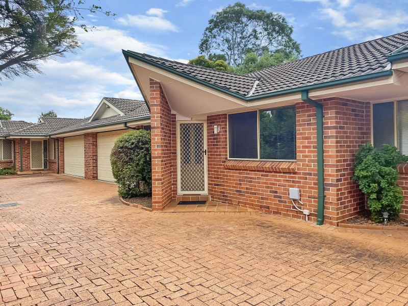 2/13 Lethbridge Street, Penrith NSW 2750