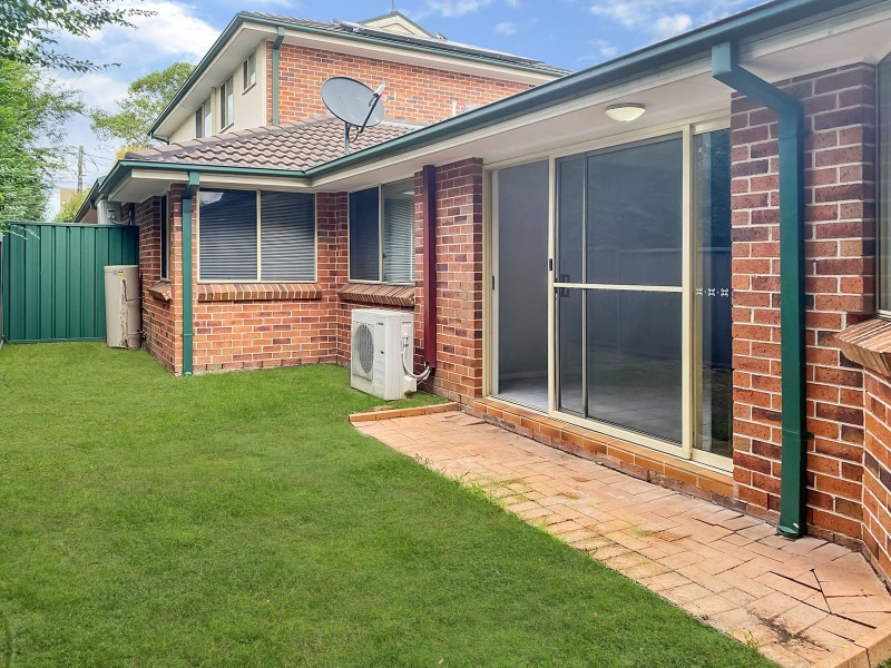 2/13 Lethbridge Street, Penrith NSW 2750