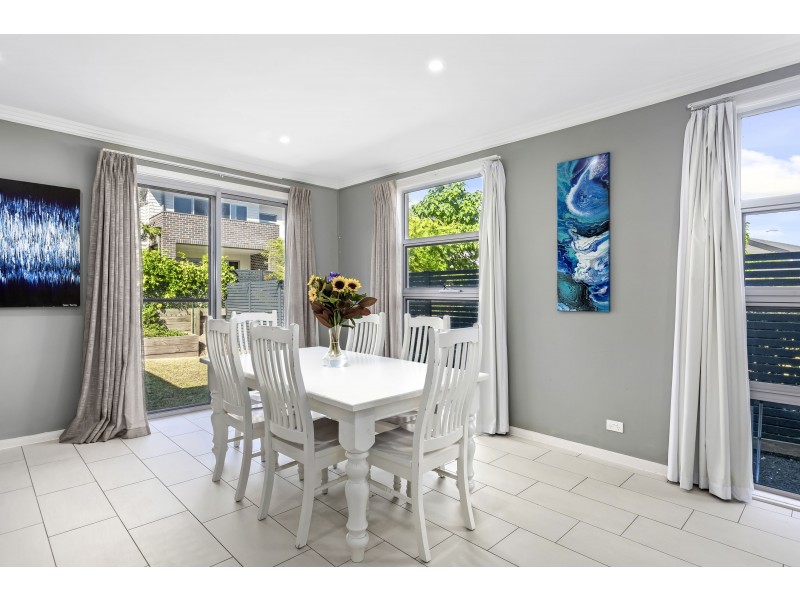 8 Aspect Crescent, Glenmore Park NSW 2745