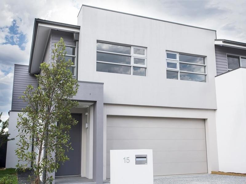 15 Aspect Crescent, Glenmore Park NSW 2745
