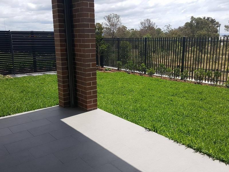 15 Aspect Crescent, Glenmore Park NSW 2745