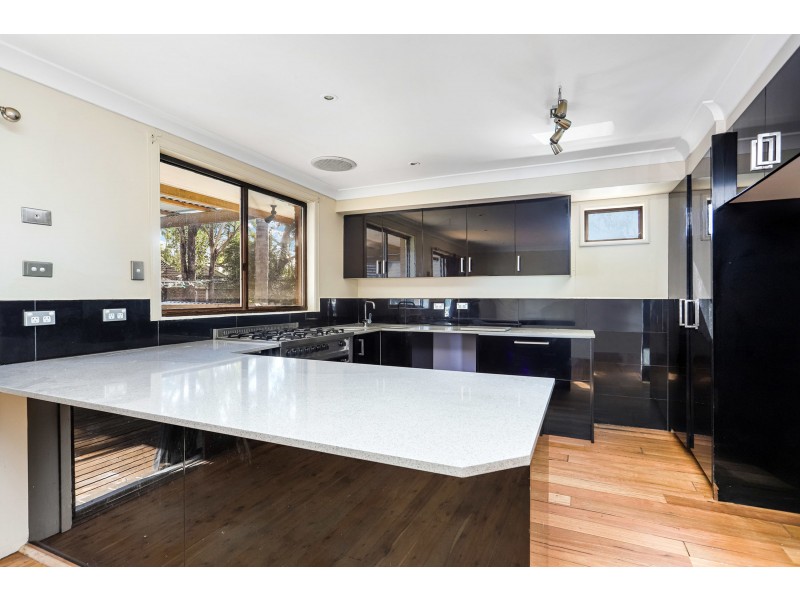 9 Pendock Rd, Cranebrook NSW 2749