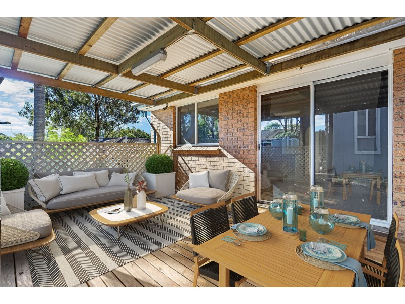 9 Pendock Rd, Cranebrook NSW 2749