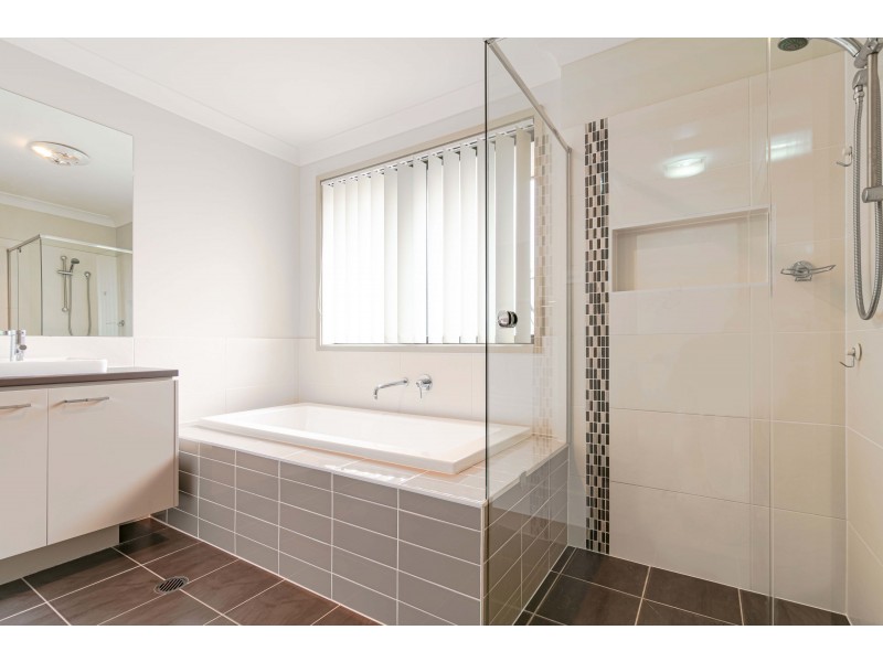 50 Darug Avenue, Glenmore Park NSW 2745