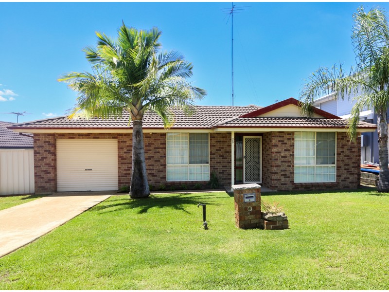 28 Mari Cl, Glenmore Park NSW 2745