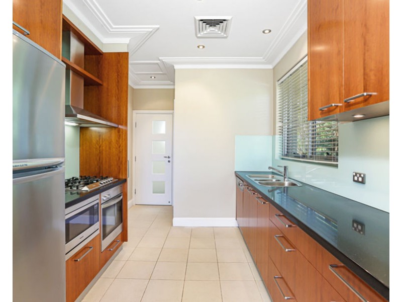 2/2 Churchill Crescent, Cammeray NSW 2062