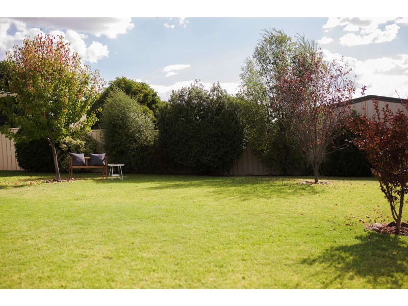 8 Etna St, Orange NSW 2800