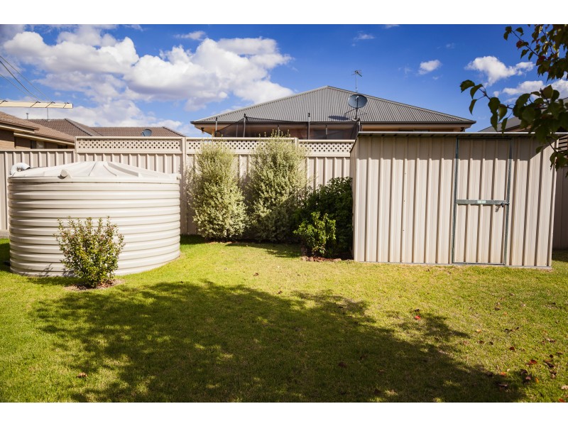 8 Etna St, Orange NSW 2800