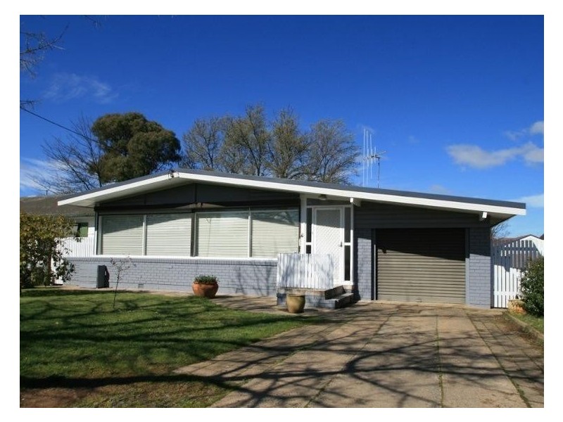 76 Kenna Street, Orange NSW 2800