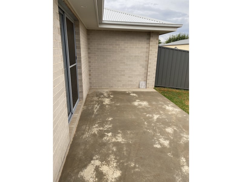 6a Ellenbrae Street, Orange NSW 2800